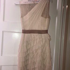bcbg ruffled off-white cocktail dress